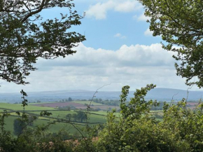 Countryside cottage near Crediton